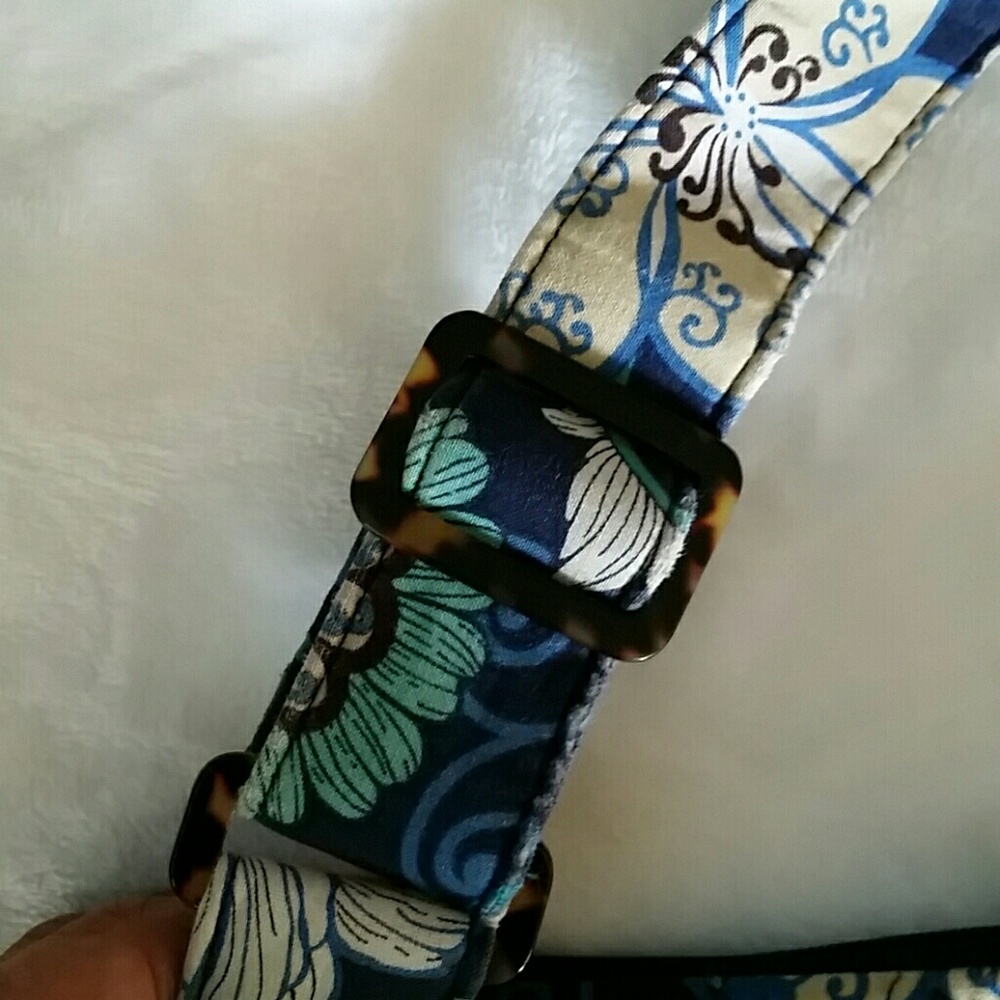 VERA BRADLEY Shoulder Purse🦋 - Picture 3 of 5